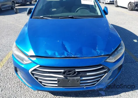 2017 Hyundai Elantra Se z USA, uszkodzony, nr VIN 5NPD74LFXHH096884